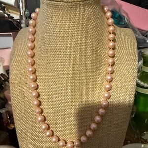 Elegant Pink Pearl Necklace